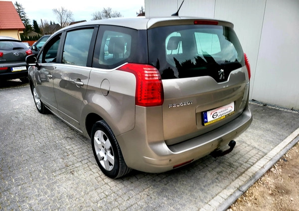 Peugeot 5008 cena 33900 przebieg: 201800, rok produkcji 2012 z Czyżew małe 562